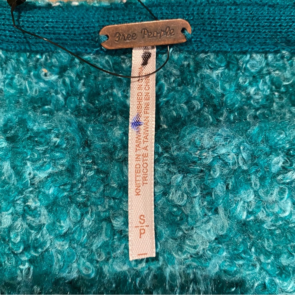 NWOT Free people Moira oversized sweater. SZ S - Picture 5 of 5